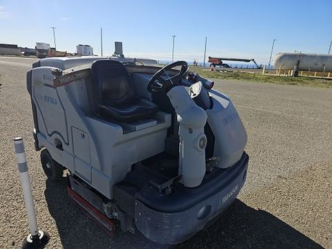 2018 NILFISK SC8000 Scrubber Ride-On Floor Propane
