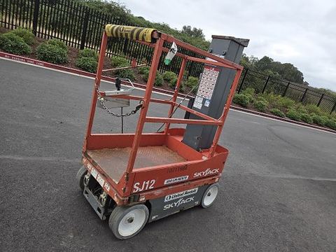 2018 SKYJACK SJ12 Vertical Lift 12' Elec Self Propelled