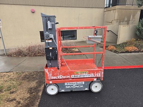 2018 SKYJACK SJ12 Vertical Lift 12' Elec Self Propelled