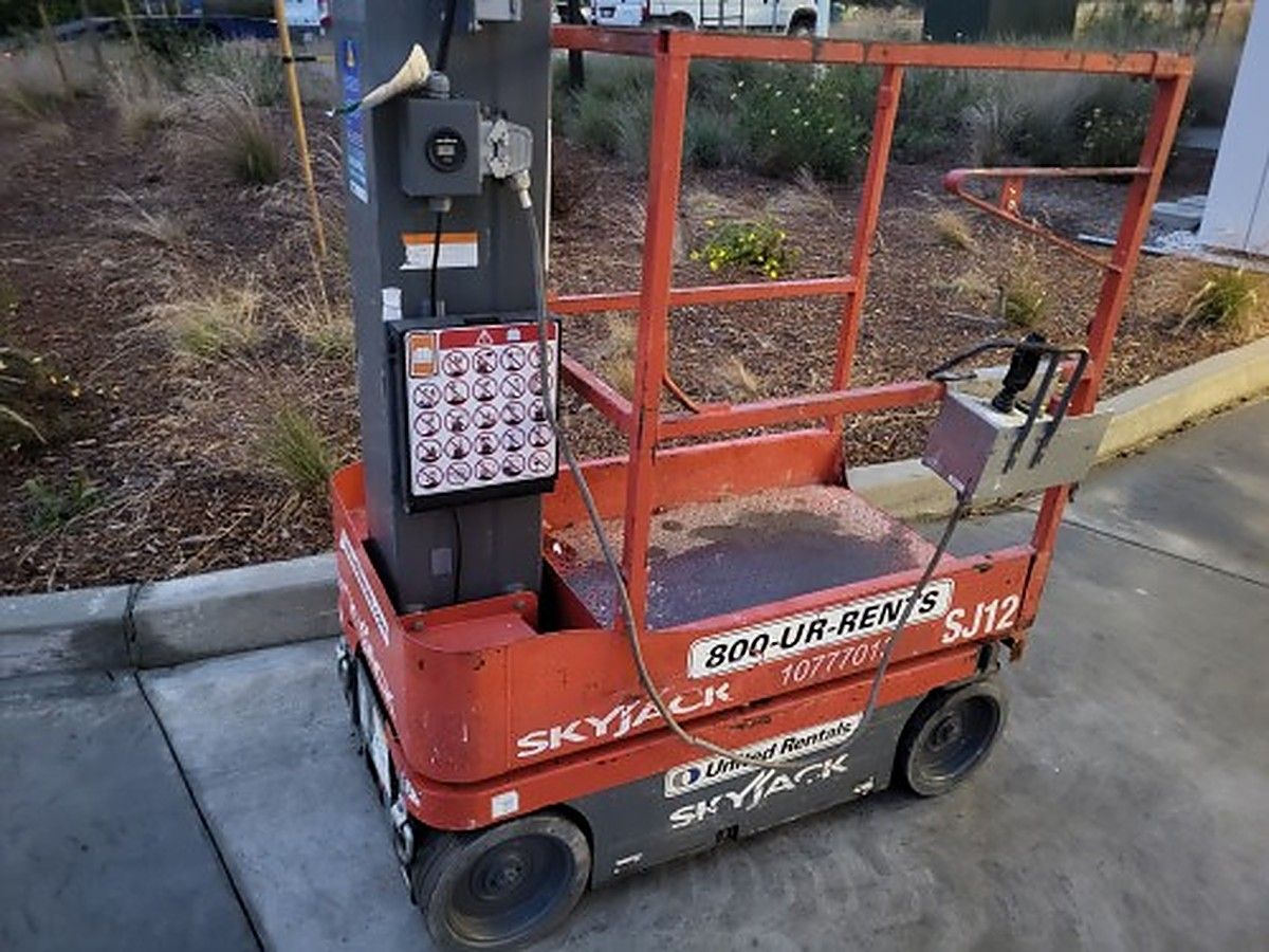 SKYJACK SJ12 photo 10