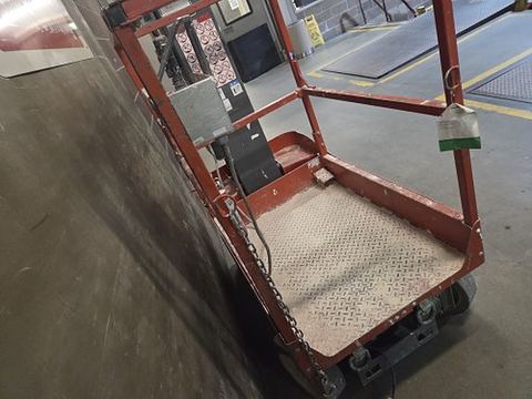 2018 SKYJACK SJ12 Vertical Lift 12' Elec Self Propelled