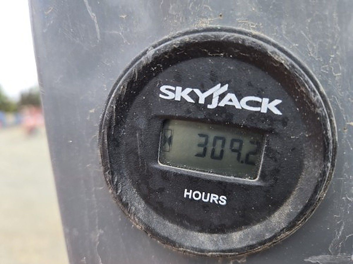 2018 SKYJACK SJ12 for sale in Las Vegas, NV