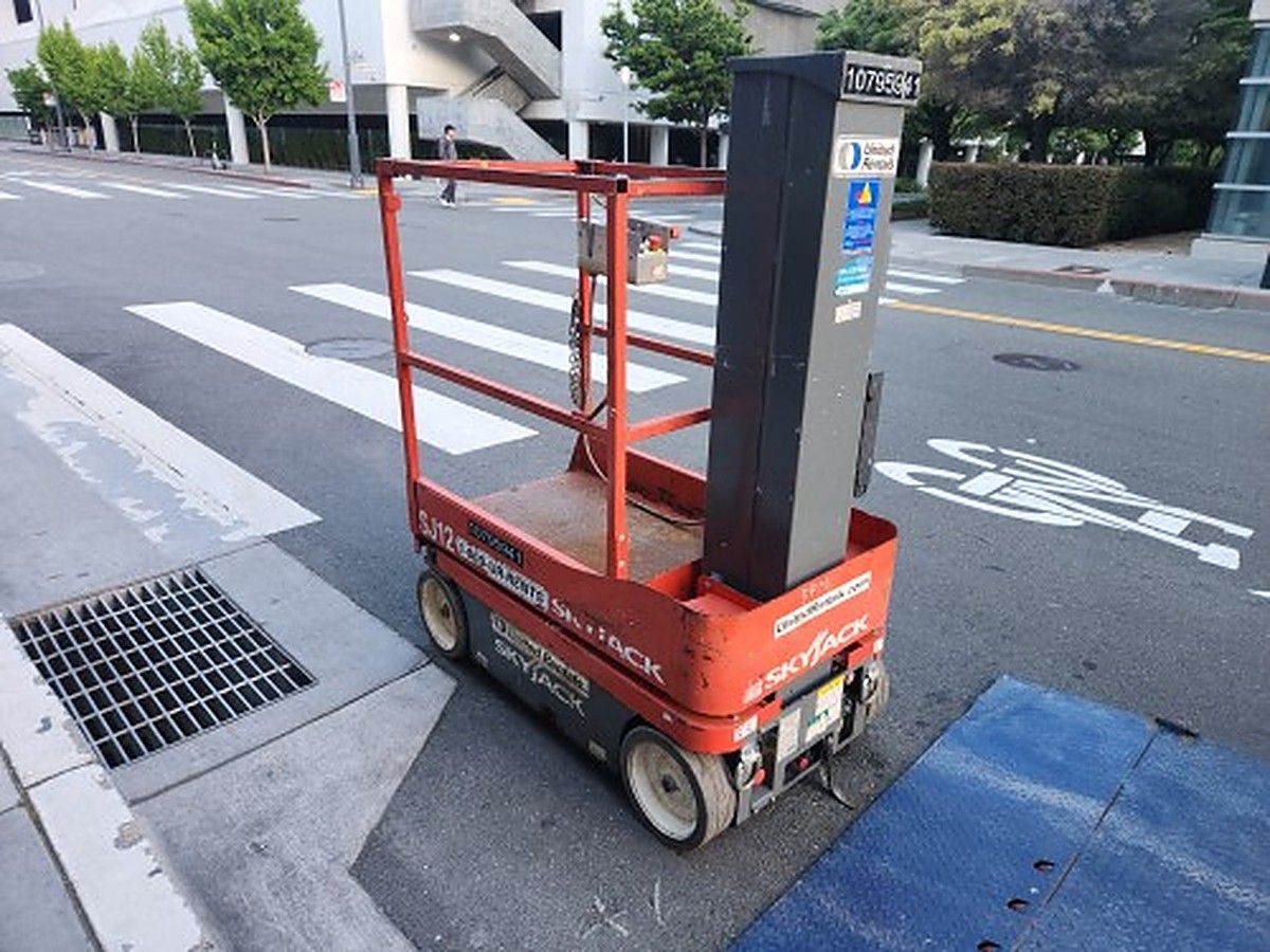 SKYJACK SJ12 photo 4