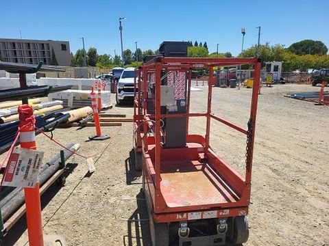 2018 SKYJACK SJ12 Vertical Lift 12' Elec Self Propelled