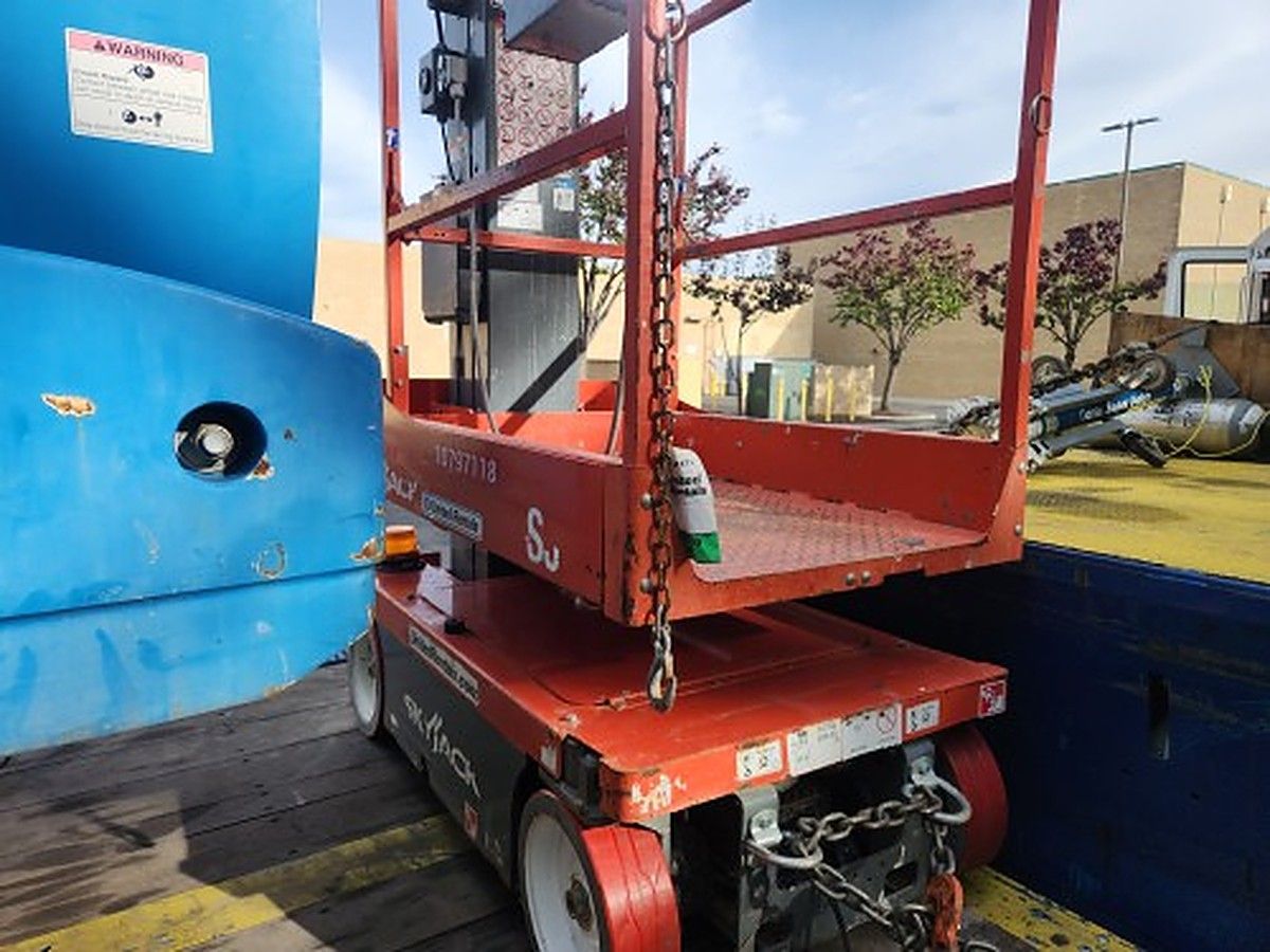 2018 SKYJACK SJ12 for sale in Las Vegas, NV