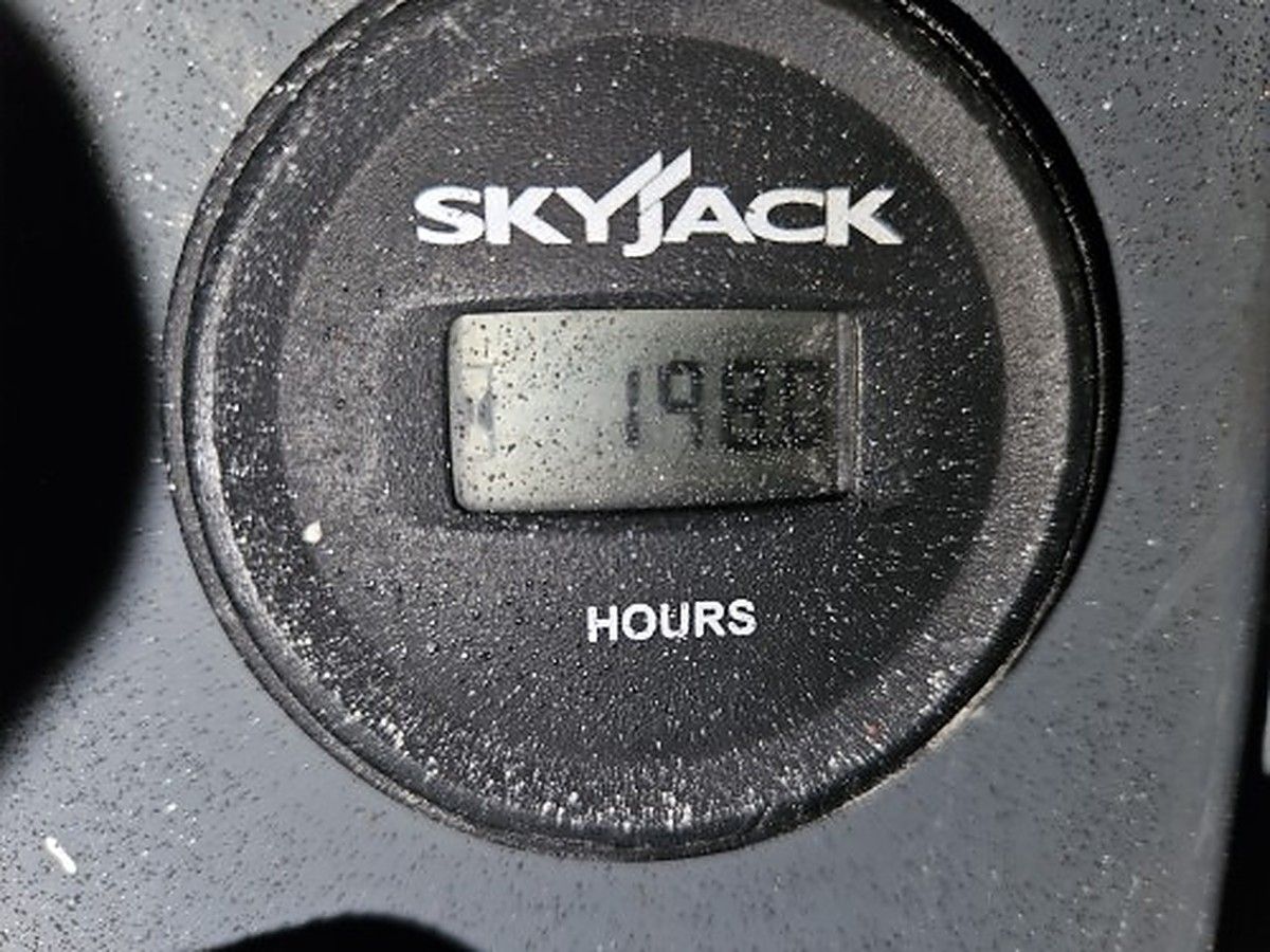 SKYJACK SJ12 photo 9