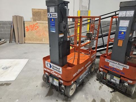 2018 SKYJACK SJ12 Vertical Lift 12' Elec Self Propelled