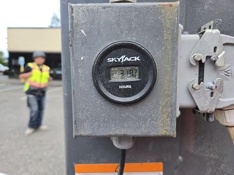2018 SKYJACK SJ12 Vertical Lift 12' Elec Self Propelled