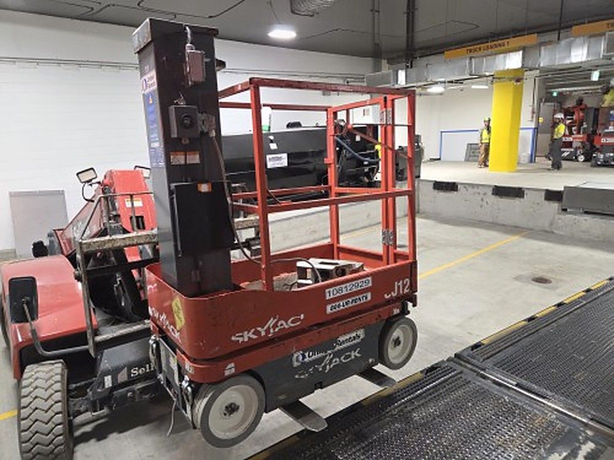 2018 SKYJACK SJ12 for sale in Las Vegas, NV