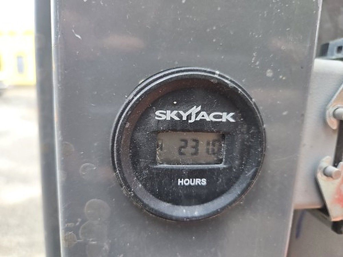 SKYJACK SJ12 photo 2