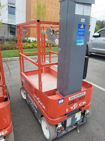 2018 SKYJACK SJ12 Vertical Lift 12' Elec Self Propelled