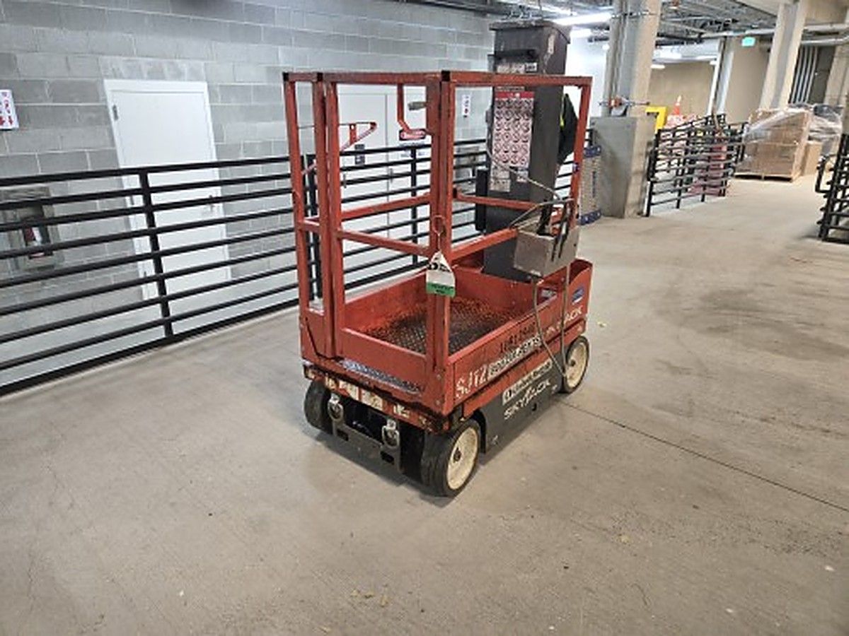 2018 SKYJACK SJ12 for sale in Las Vegas, NV