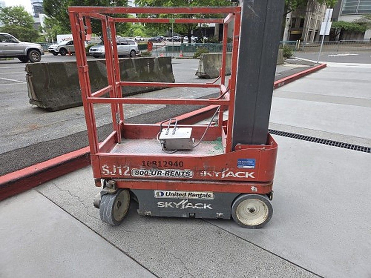 SKYJACK SJ12 photo 8