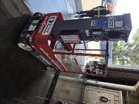 2018 SKYJACK SJ12 Vertical Lift 12' Elec Self Propelled