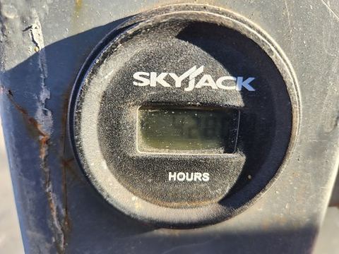 2018 SKYJACK SJ12 Vertical Lift 12' Elec Self Propelled