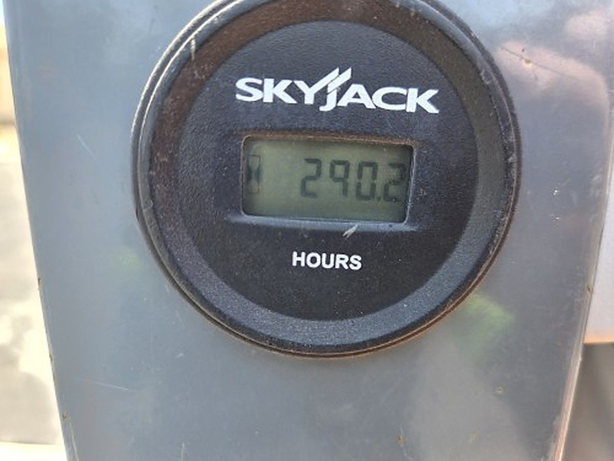 2018 SKYJACK SJ12 for sale in Las Vegas, NV