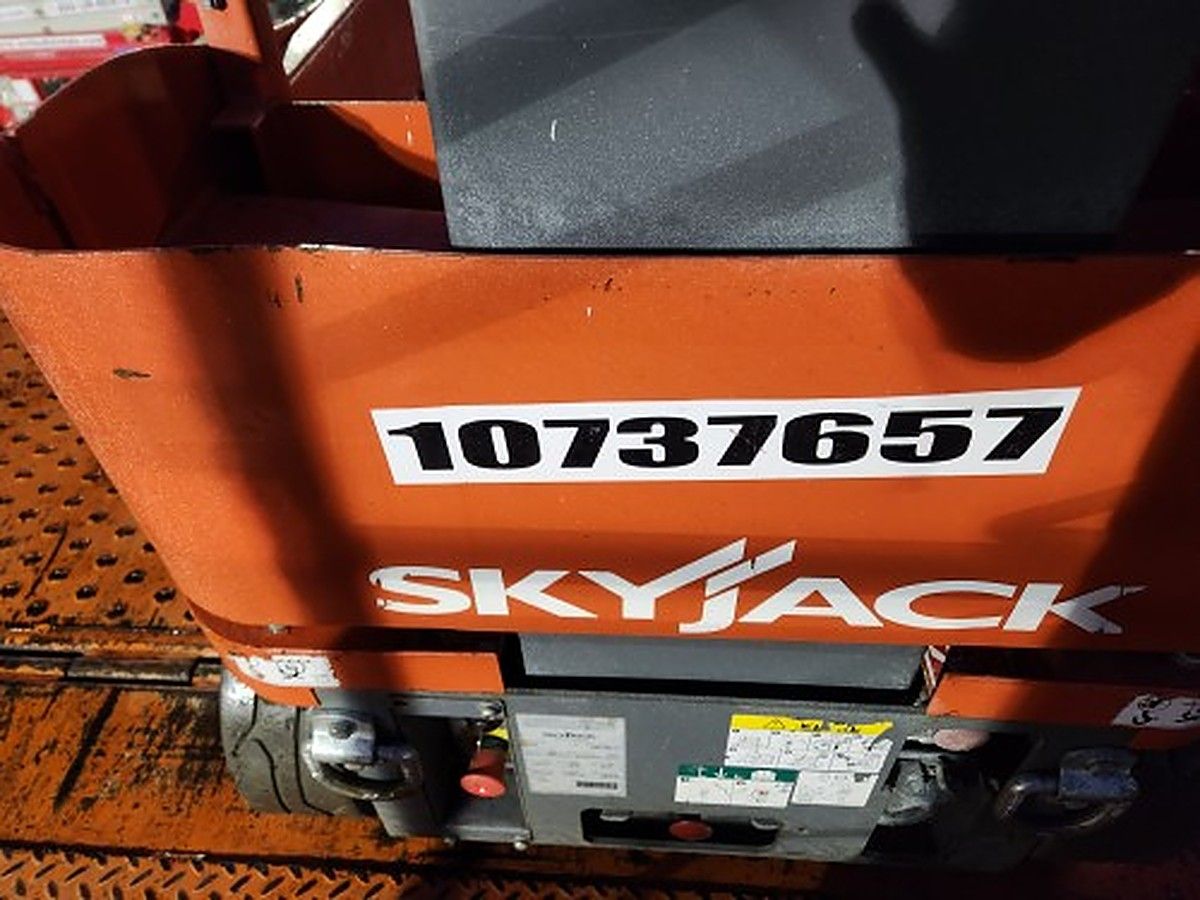 SKYJACK SJ16 photo 5