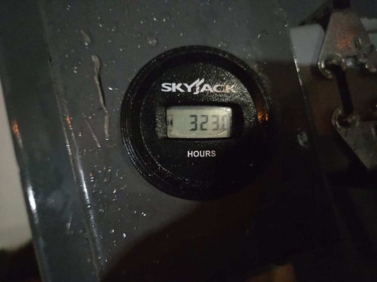 SKYJACK SJ16 photo 12