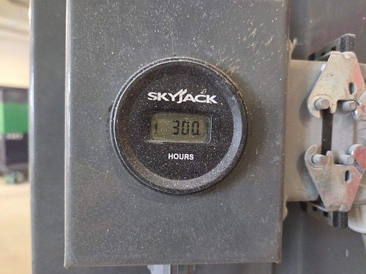 SKYJACK SJ16 photo 8