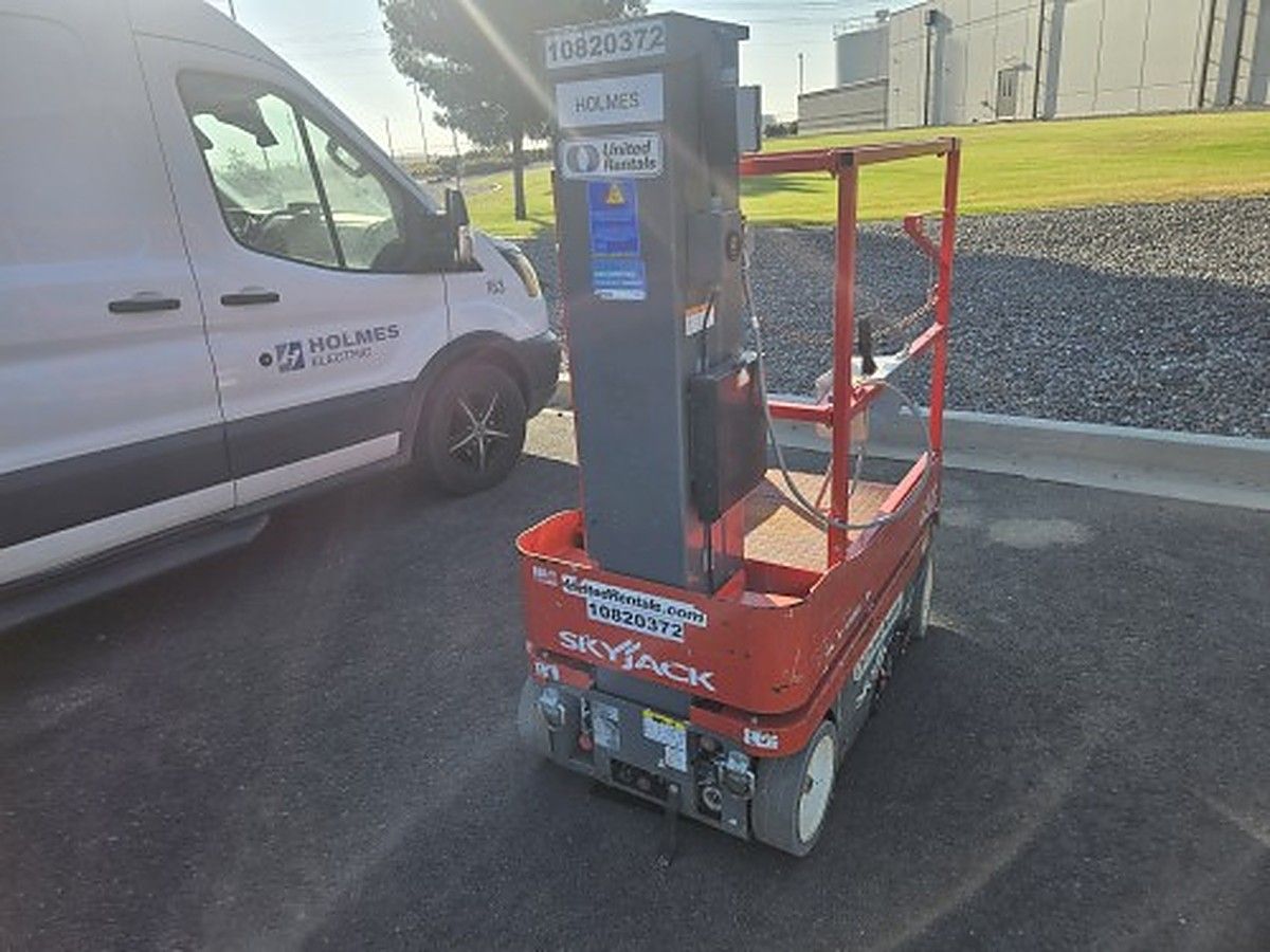 2018 SKYJACK SJ16 for sale in Las Vegas, NV