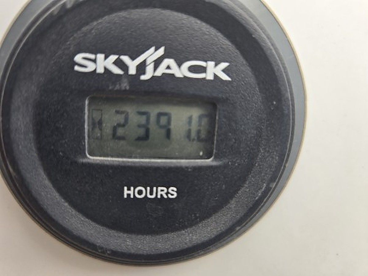 SKYJACK SJ40T photo 12