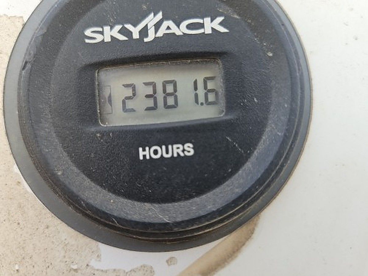 SKYJACK SJ40T photo 3