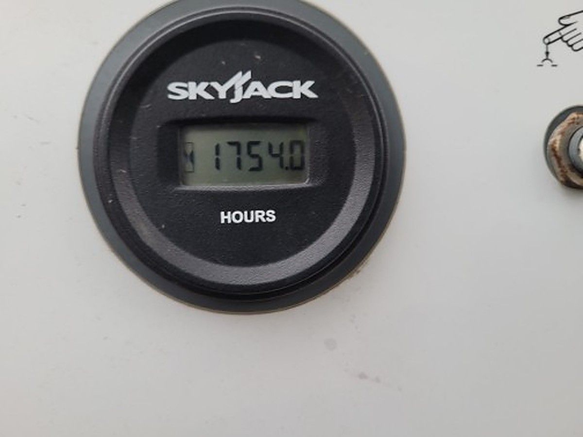 SKYJACK SJ40T photo 8