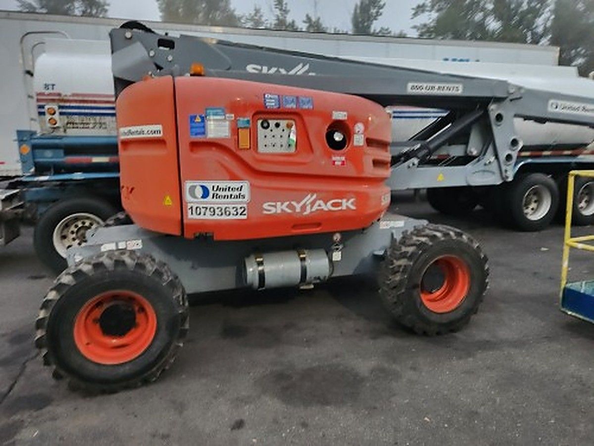 SKYJACK SJ63AJ photo 11