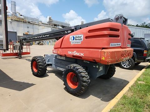2018 SKYJACK SJ66T Boom 65-70' Telescopic