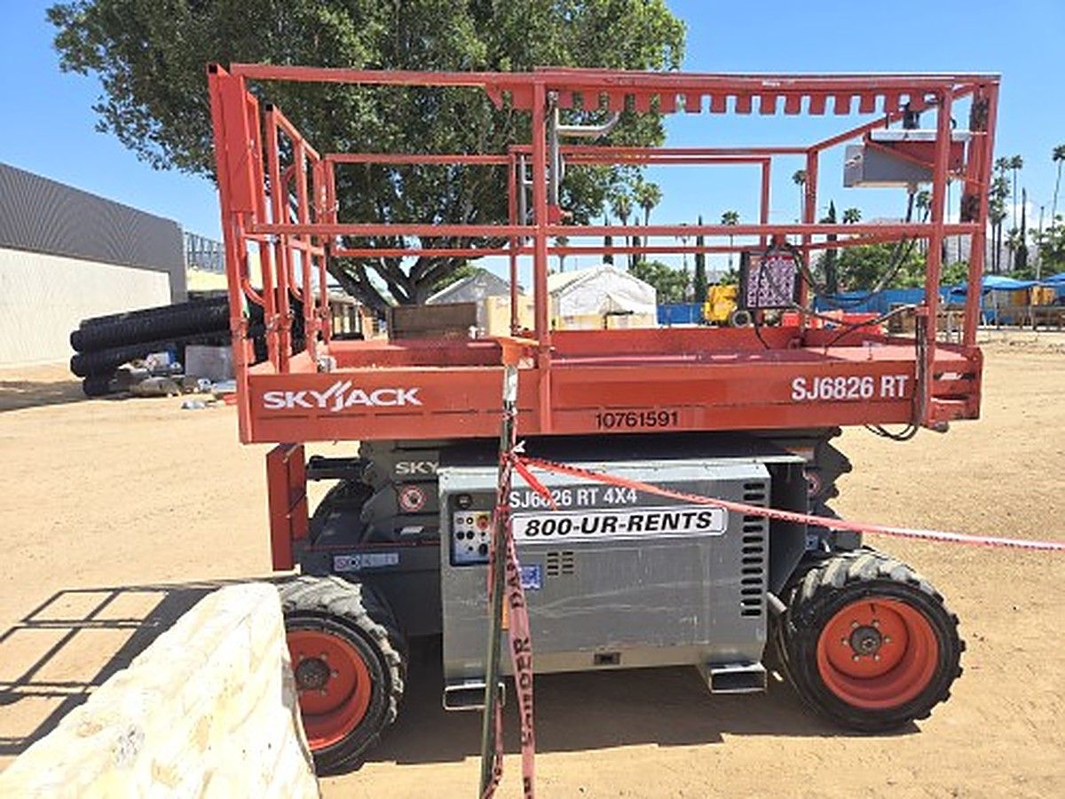 SKYJACK SJ6826RT photo 3