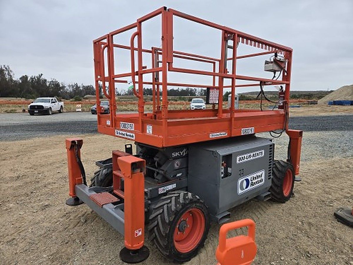 SKYJACK SJ6826RT photo 3