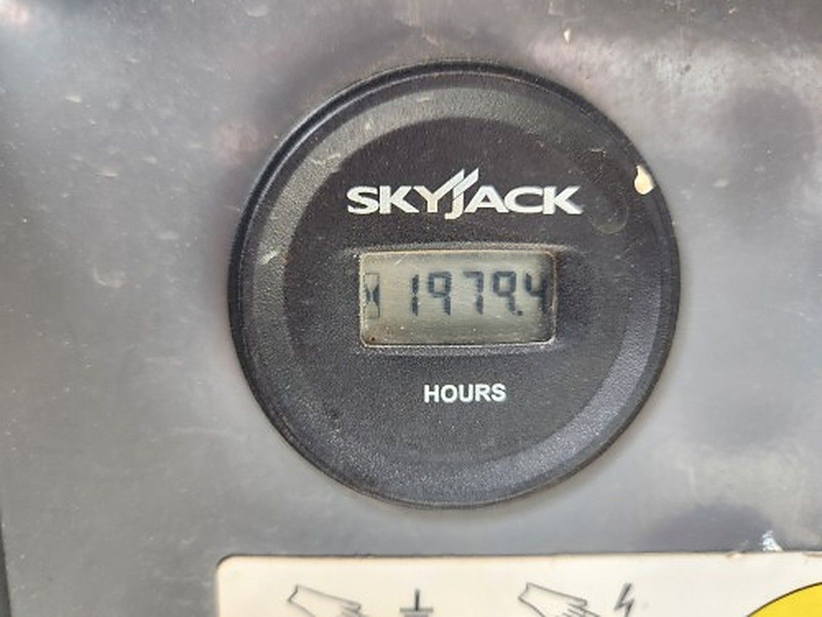 SKYJACK SJ6826RT photo 4