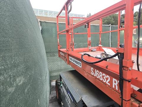 2018 SKYJACK SJ6832RT Scissor Lift 30-35' Ic 4Wd