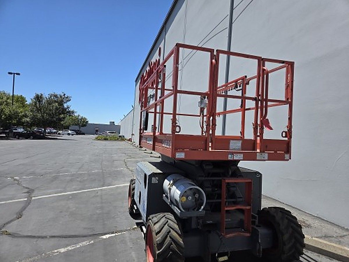 SKYJACK SJ6832RT photo 2