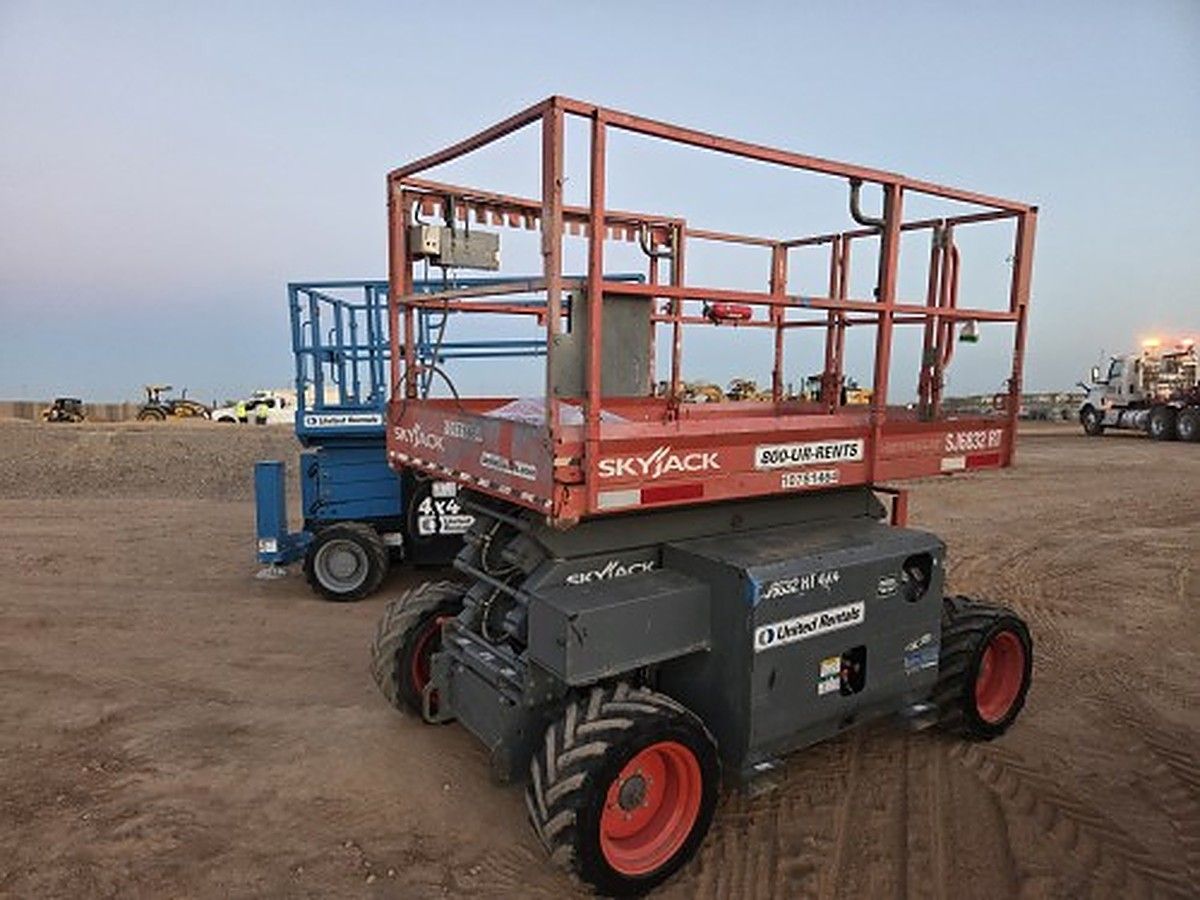 SKYJACK SJ6832RT photo 3