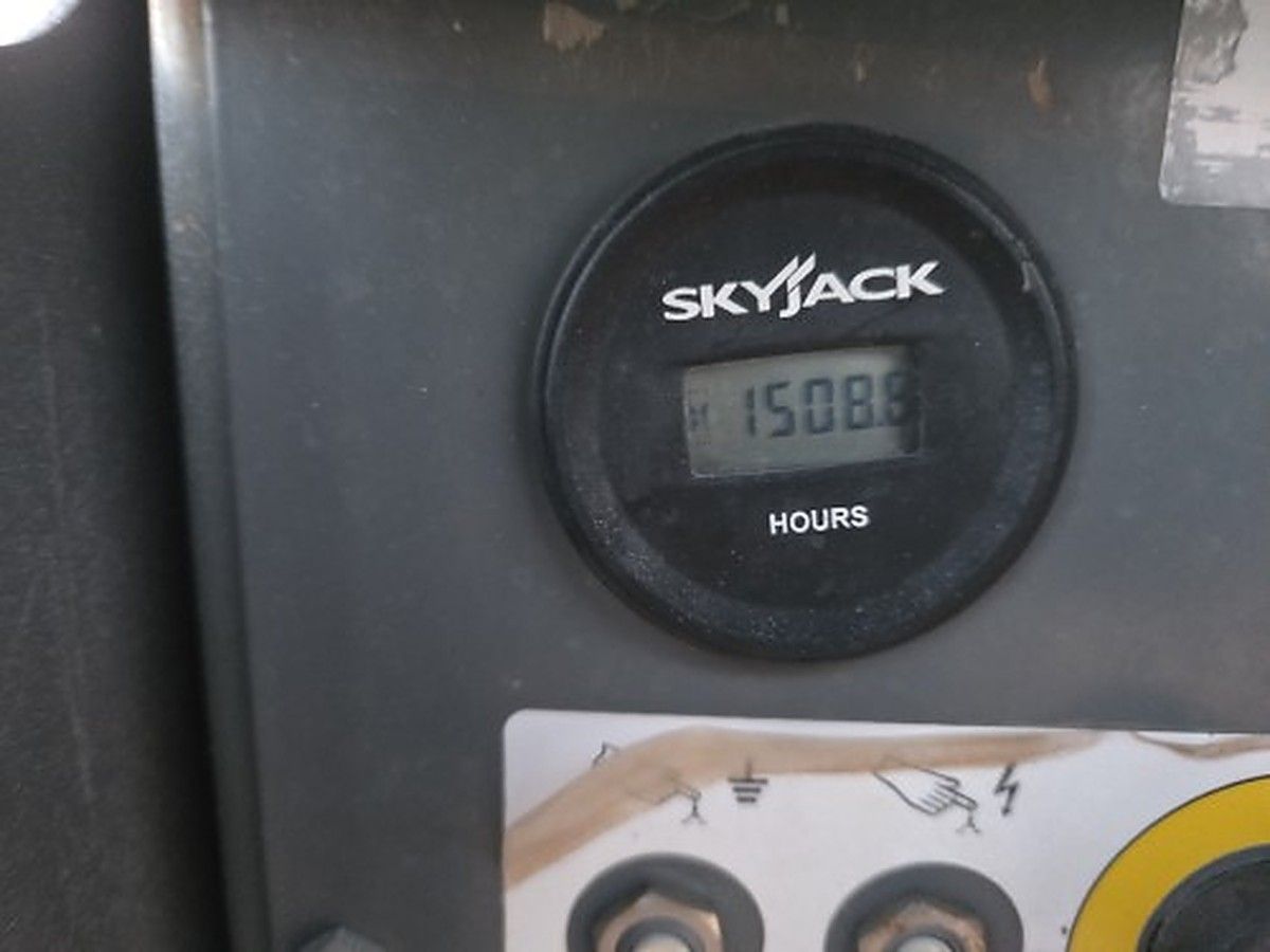 SKYJACK SJ6832RT photo 6