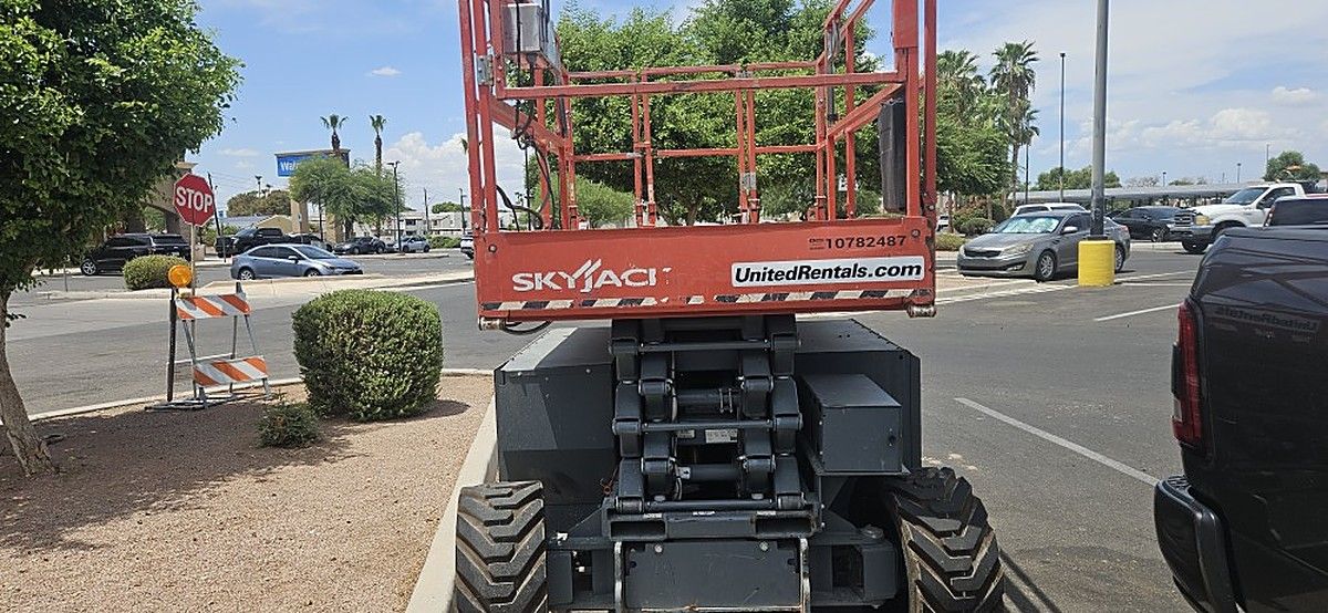 SKYJACK SJ6832RT photo 4