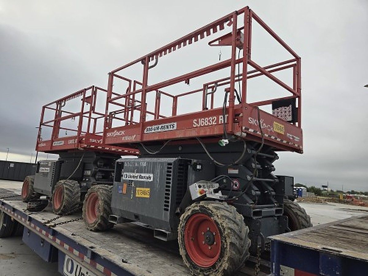 SKYJACK SJ6832RT photo 2