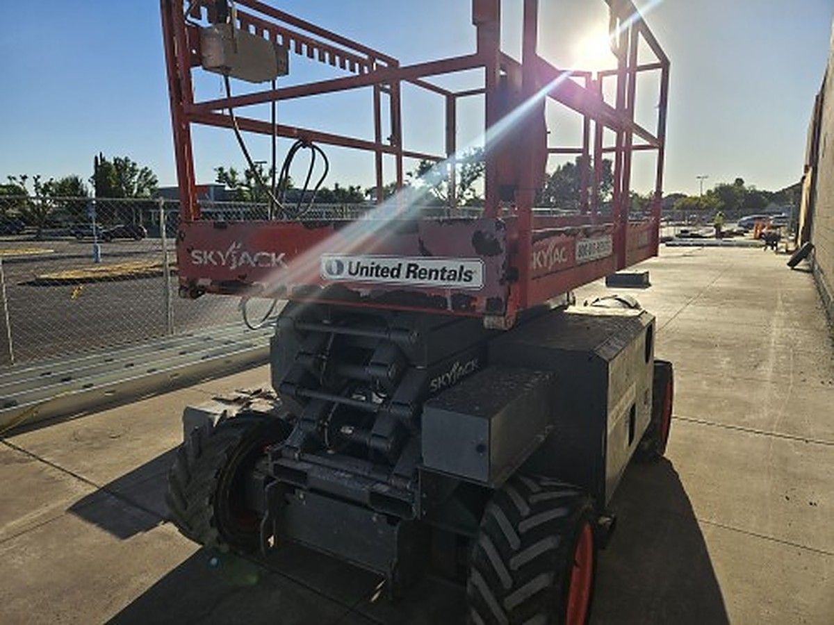 SKYJACK SJ6832RT photo 3