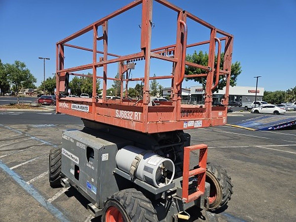 SKYJACK SJ6832RT photo 6
