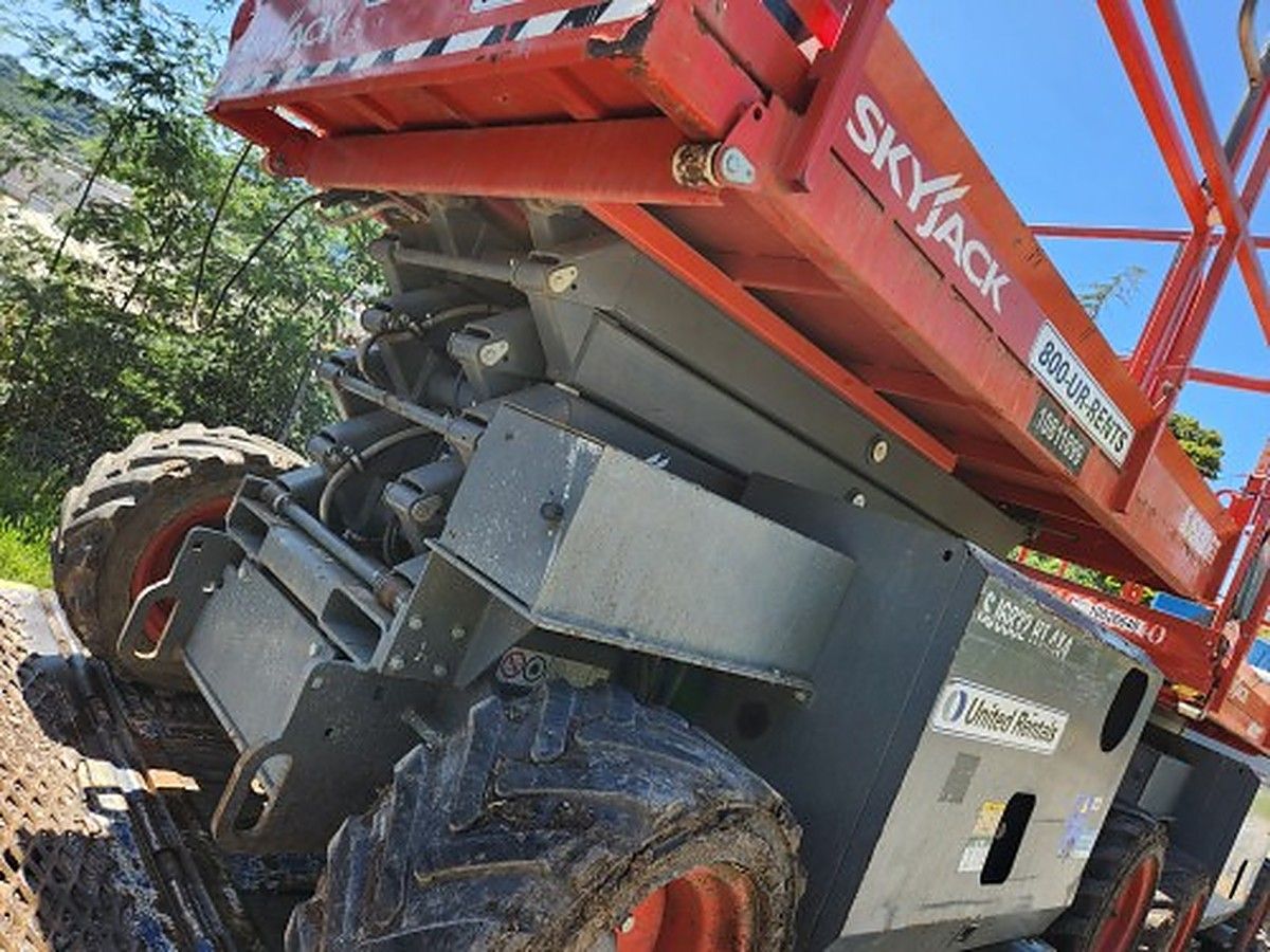 SKYJACK SJ6832RT photo 3