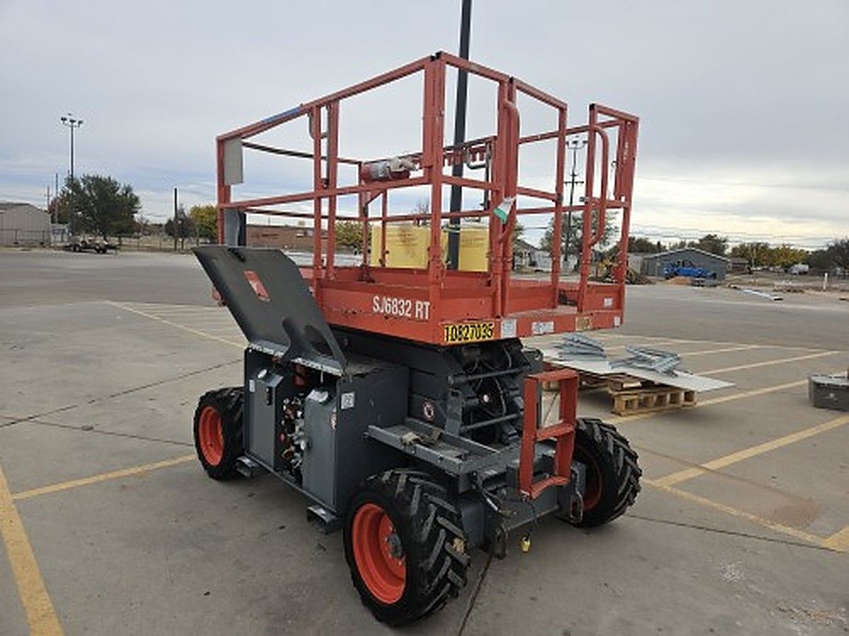 2018 SKYJACK SJ6832RT for sale in Las Vegas, NV