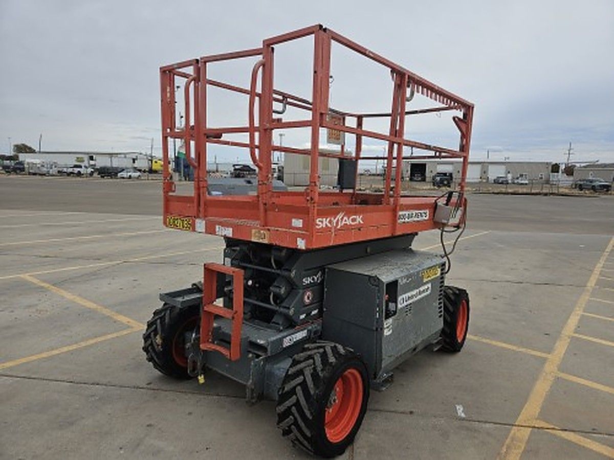 SKYJACK SJ6832RT photo 2