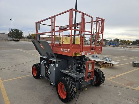 2018 SKYJACK SJ6832RT Scissor Lift 30-35' Ic 4Wd