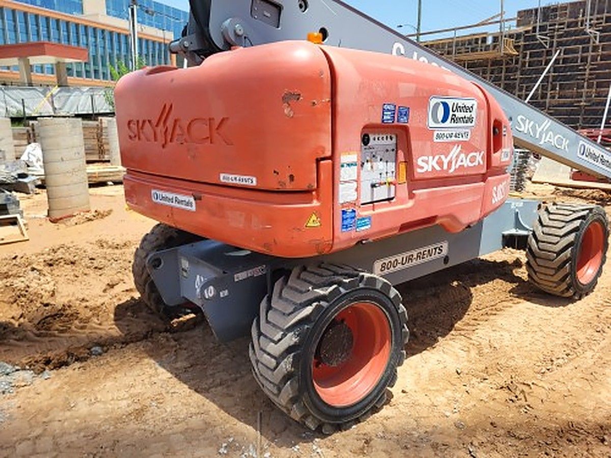 SKYJACK SJ82T photo 6