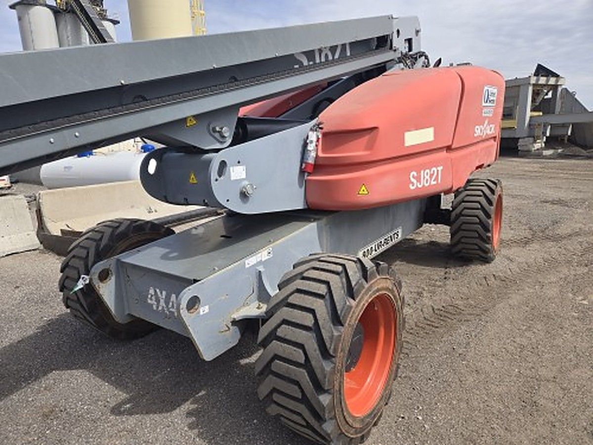 SKYJACK SJ82T photo 5