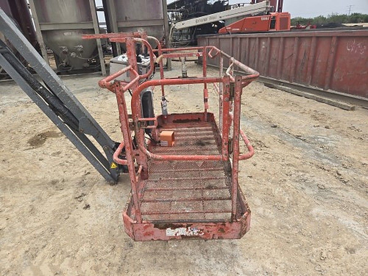 SKYJACK SJ86T photo 5