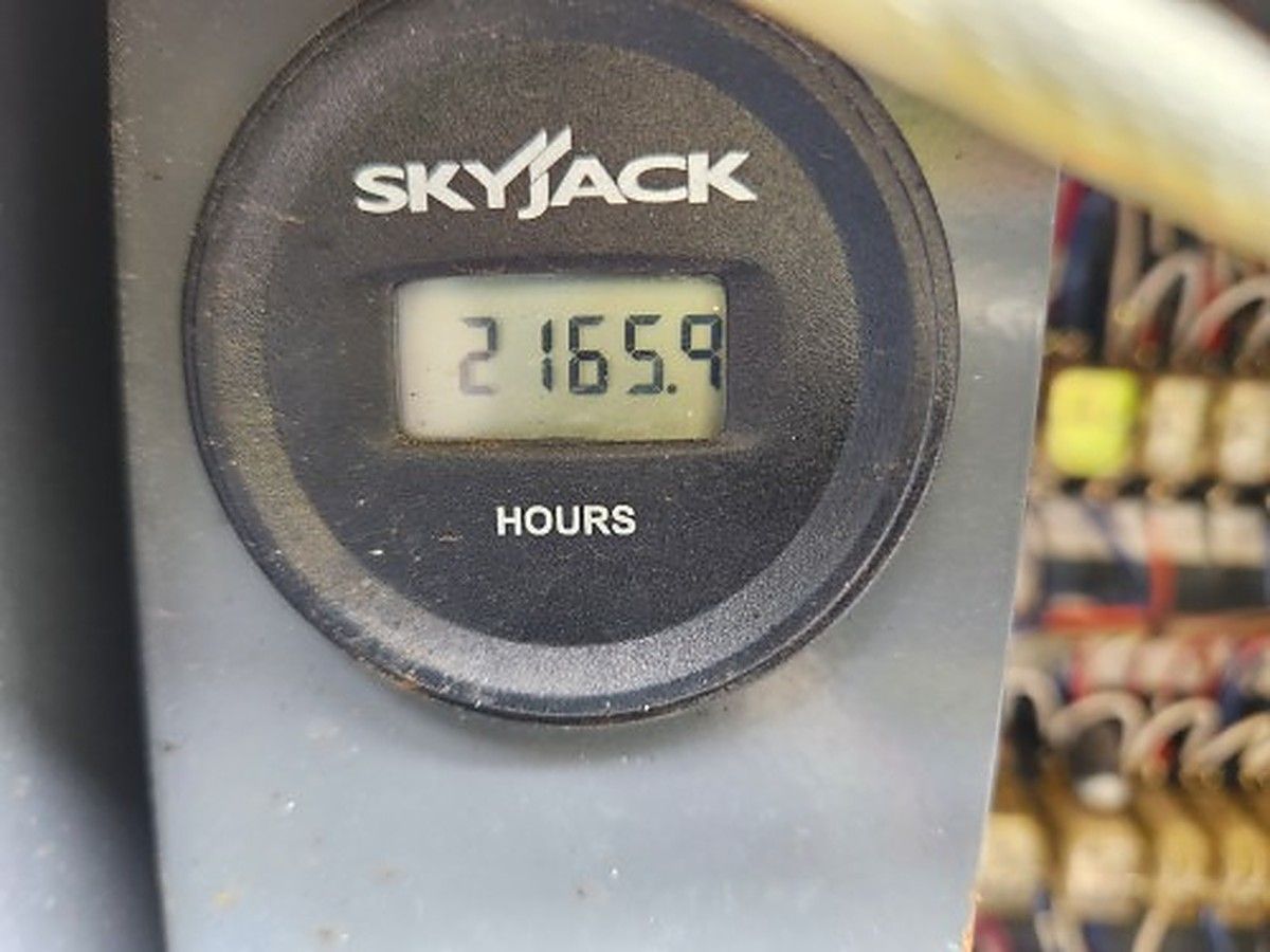 SKYJACK SJ8841RT photo 9
