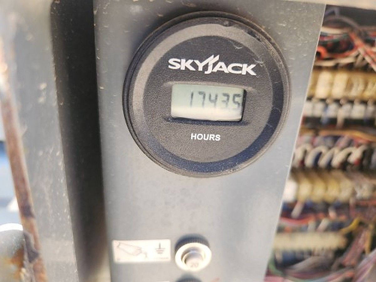 SKYJACK SJ8841RT photo 7