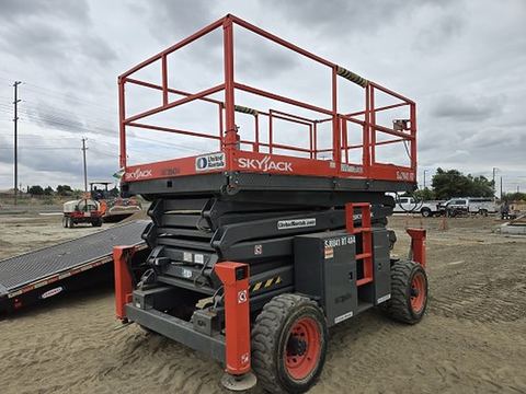 2018 SKYJACK SJ8841RT Scissor Lift 36-49' Ic 4Wd